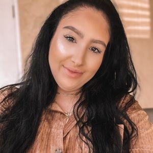 Meet your Posher, Kristen